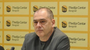 Radić i dalje van Srbije